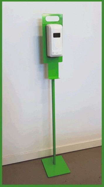 Automatický dávkovač dezinfekcie SD10 SPRAY so stojanom zelený